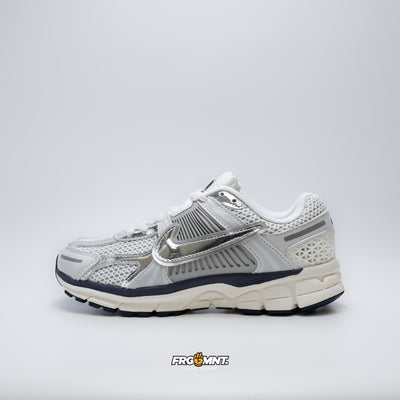 Nike Zoom Vomero 5 Photon Dust Metallic Silver