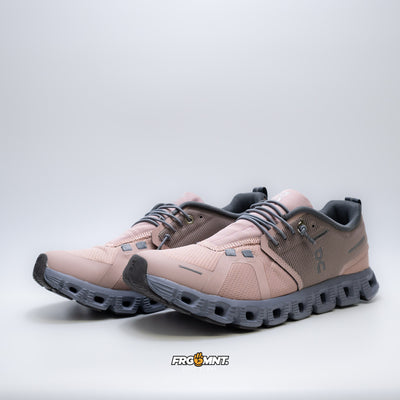 On Running Cloud 5 Waterproof Soft Pink